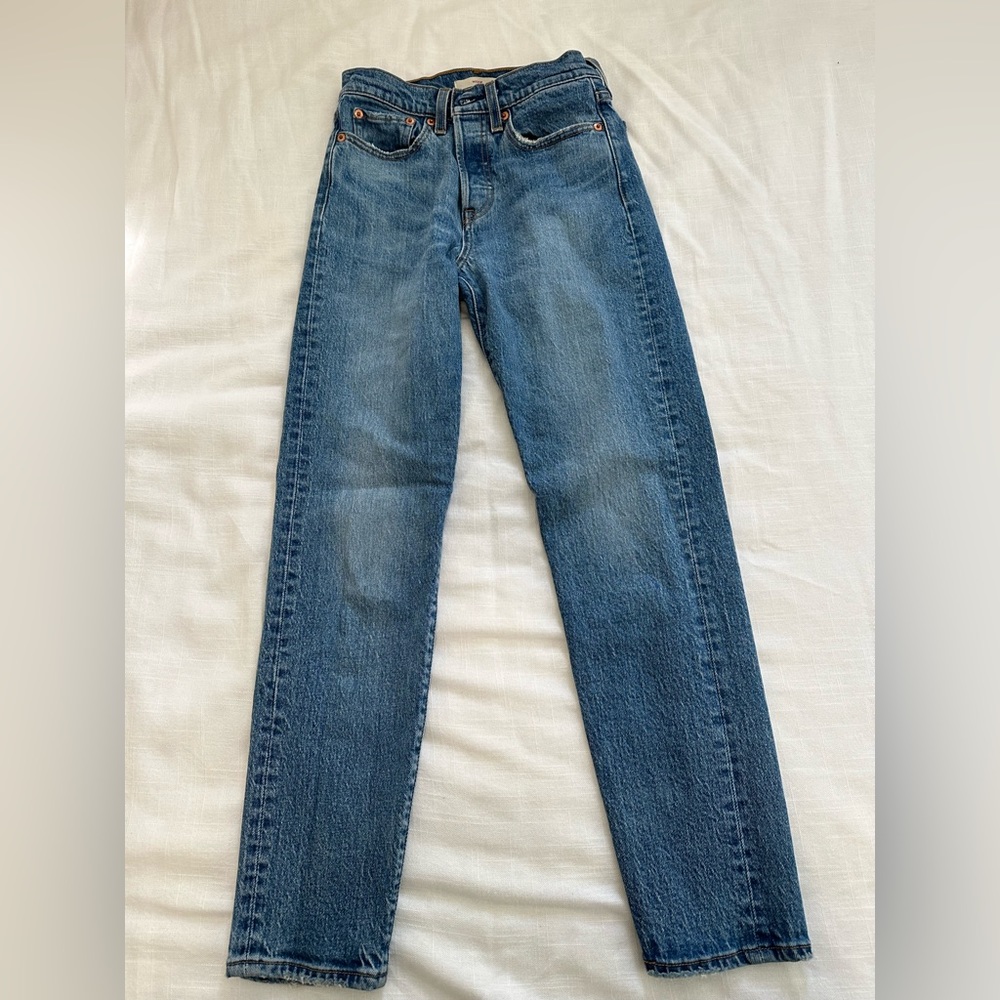 Levi’s wedgie fit